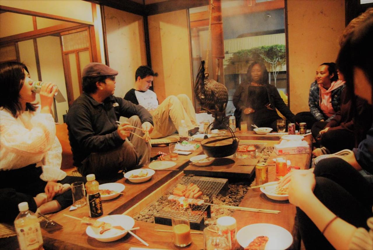 Guesthouse Omoya--全個室--囲炉裏のぬくもりと共にグループの絆を深める古民家宿でゆっくりとした時間を-6名部屋-6名部屋-8名部屋--最大20名-ペット同伴可は一室のみ- Matsuyama  Exterior foto